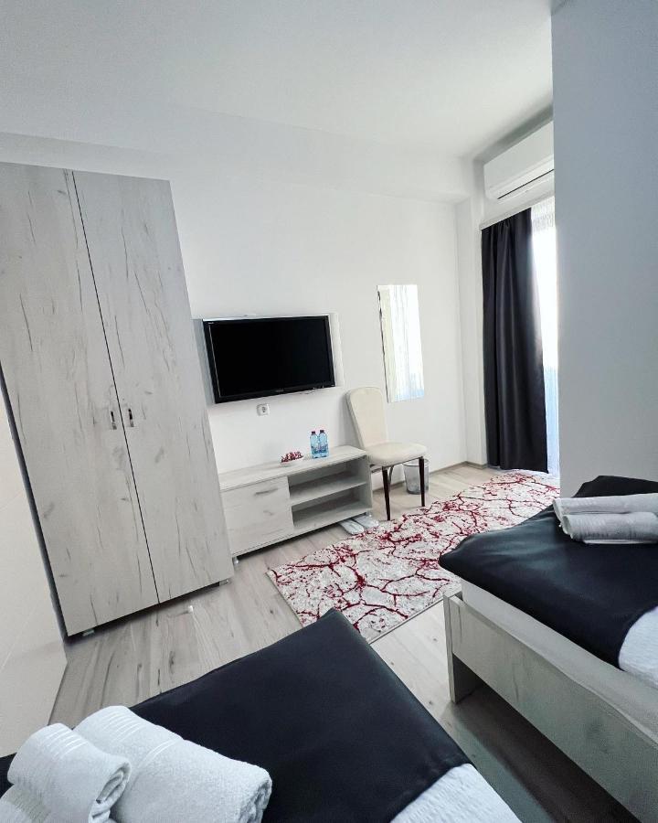פרילפ Hotel Focus מראה חיצוני תמונה
