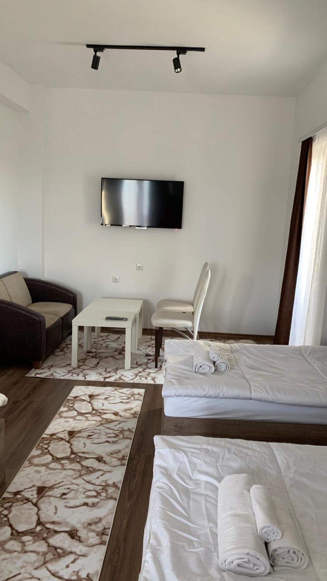 פרילפ Hotel Focus מראה חיצוני תמונה